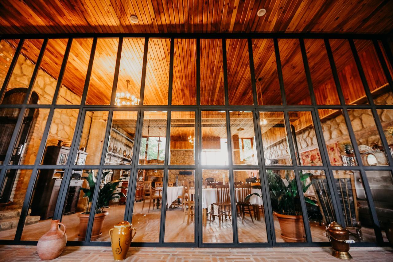 Hotel & Wine Cellar Arge เทลาวี ภายนอก รูปภาพ